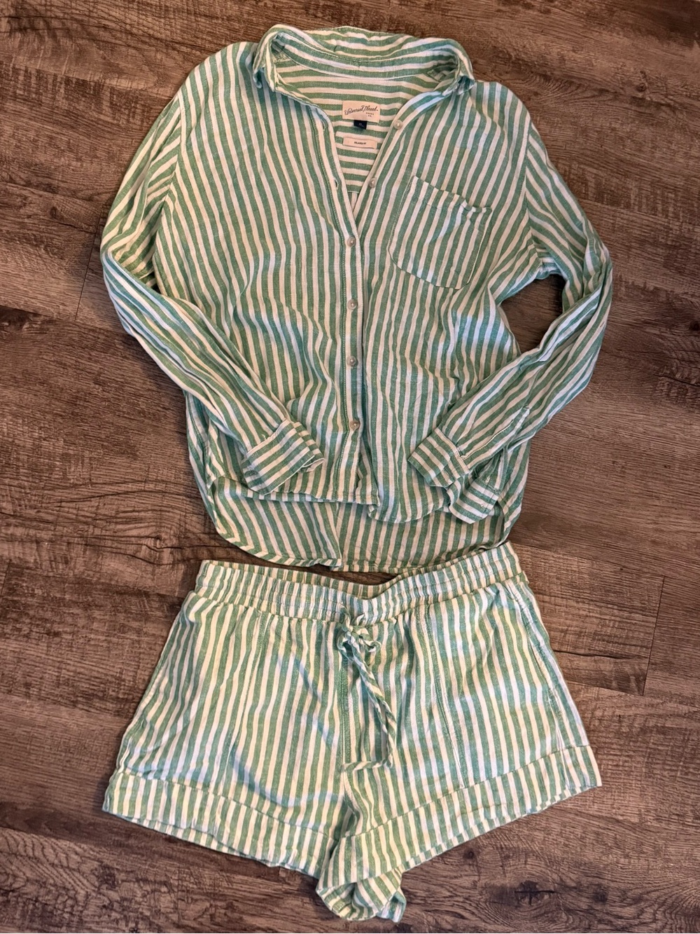 SOLD XP- Universal Thread Green & White Striped Linen Blend Two-Piece Set - Picture 1 of 4